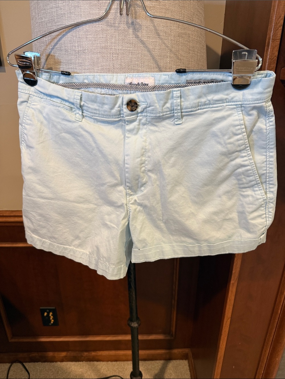 Goodfellow & Co Light Blue Flat Front Cotton Chino Shorts 30 waist